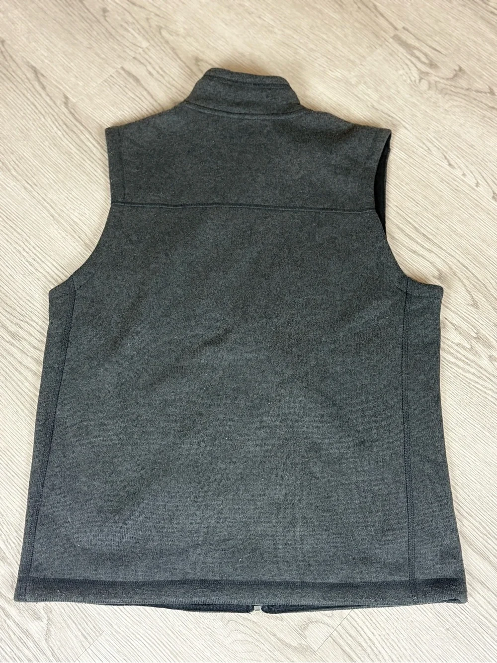 The North Face Men's Dark Gray Fleece Vest
